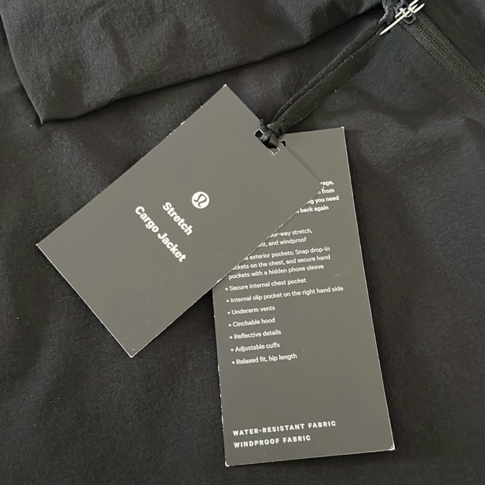 Lululemon men’s stretch cargo jacket - Picture 5 of 5
